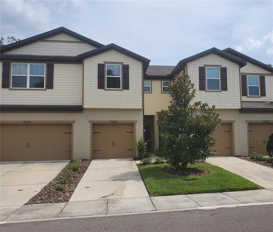 5326 SYLVESTER LOOP TAMPA, FL 33610