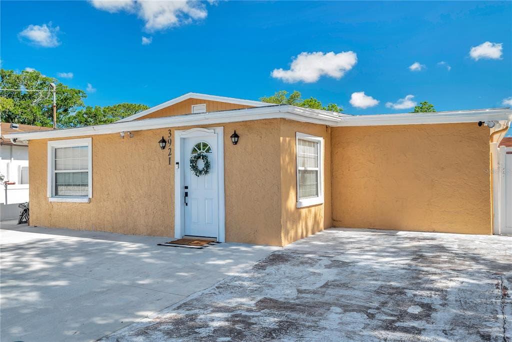 3921 SPENCE AVENUE TAMPA, FL 33614