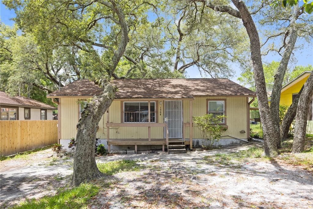 1904 W RAMBLA STREET TAMPA, FL 33612