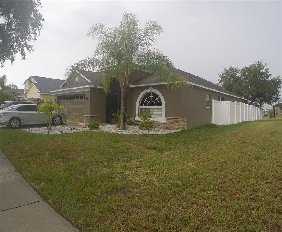 2344 LAWRENCE HALL STREET RUSKIN, FL 33570