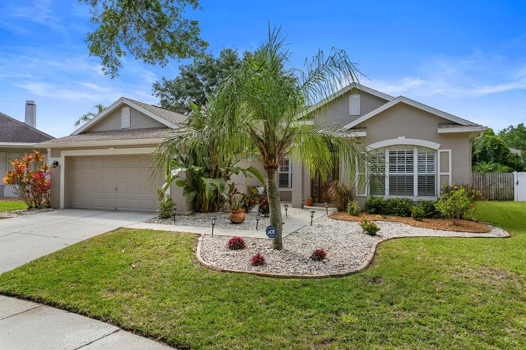 19139 CHERRY ROSE CIRCLE LUTZ, FL 33558