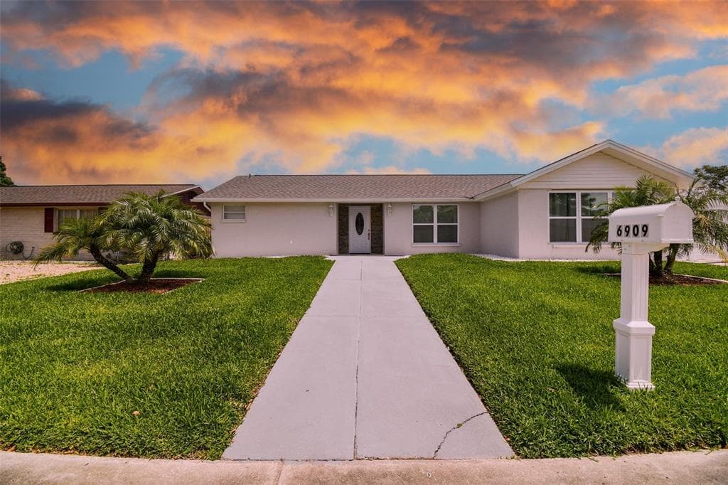 6909 TIERRA VERDE STREET