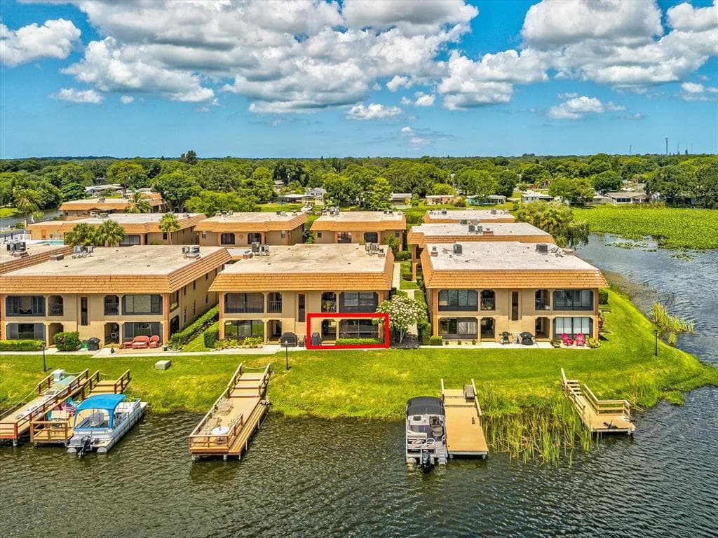 10130 SEMINOLE ISLAND DRIVE UNIT 1-130 LARGO, FL 33773