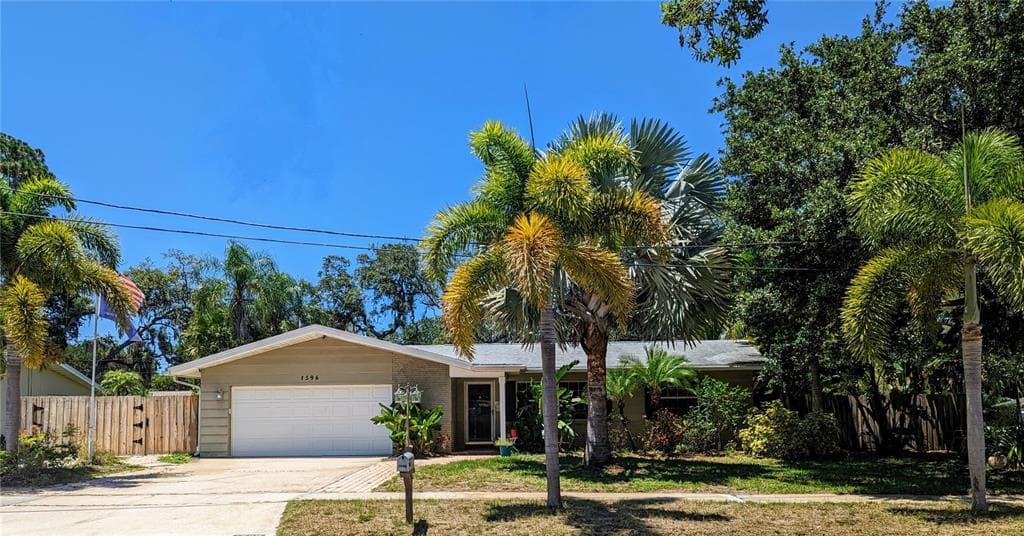1596 IDLE DRIVE CLEARWATER, FL 33756