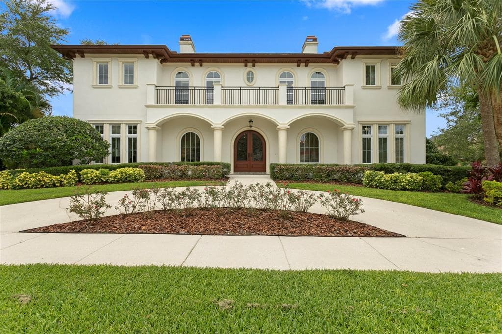 702 S BELLA VISTA STREET TAMPA, FL 33609