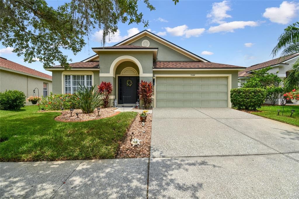 5544 WAR ADMIRAL DRIVE WESLEY CHAPEL, FL 33544