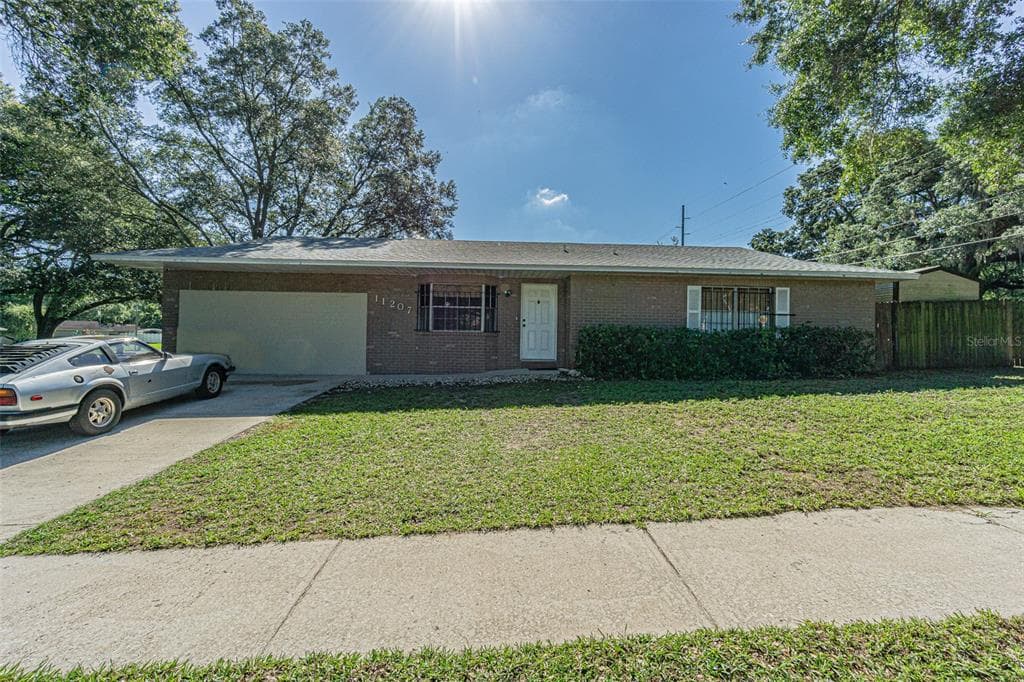 11207 HOBART COURT SEFFNER, FL 33584