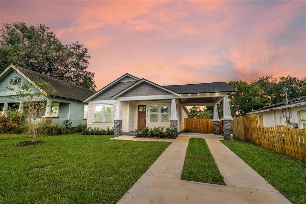 7302 N CENTRAL AVENUE TAMPA, FL 33604