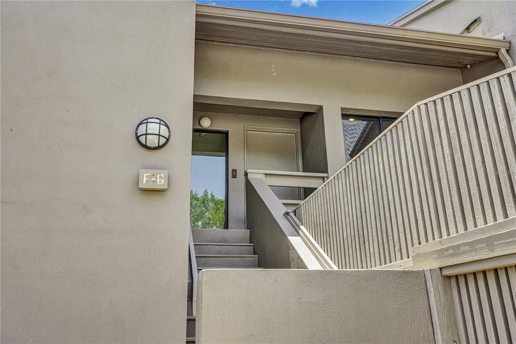 1111 N BAYSHORE BOULEVARD UNIT F6 CLEARWATER, FL 33759
