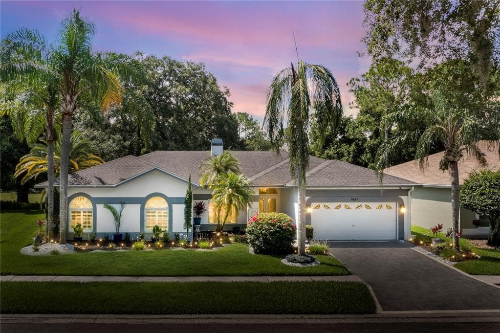 9611 NORCHESTER CIRCLE TAMPA, FL 33647