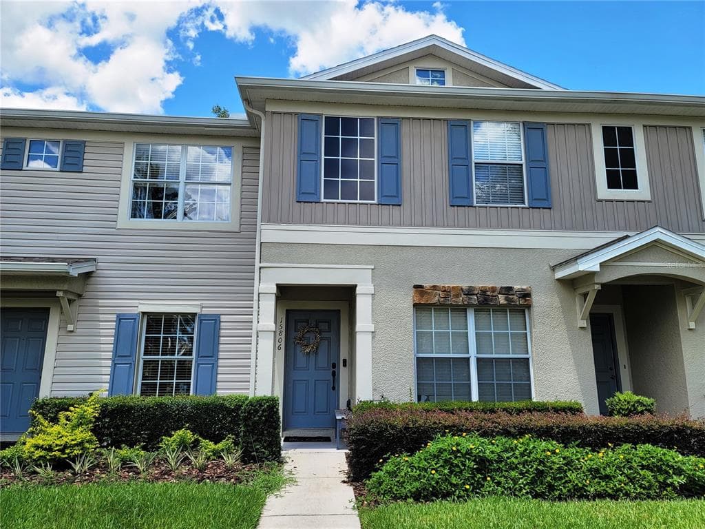 15806 FISHHAWK FALLS DRIVE LITHIA, FL 33547