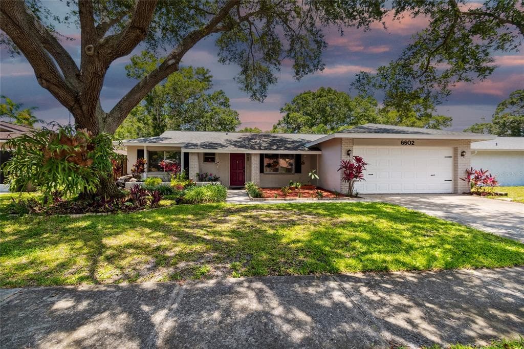 6602 PINECREST LANE N PINELLAS PARK, FL 33781