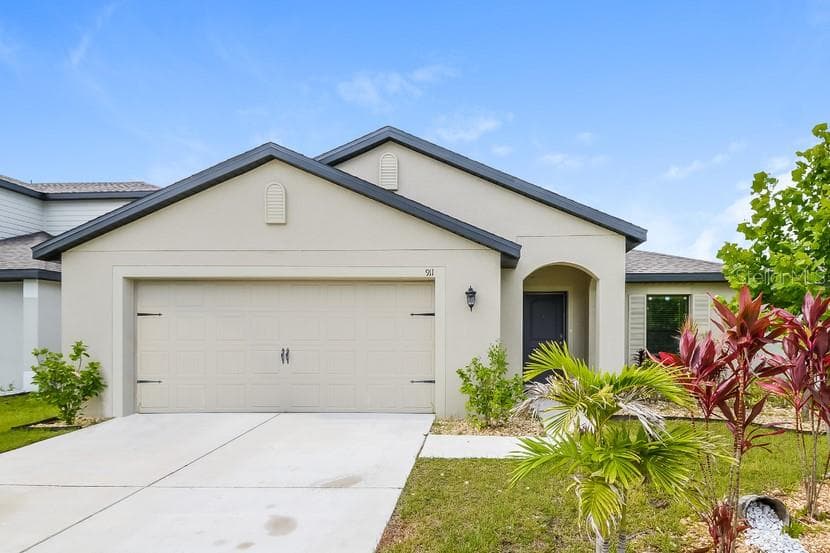 911 CULBREATH GREEN COURT RUSKIN, FL 33570