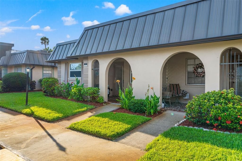 4211 STRATFORD DRIVE NEW PORT RICHEY, FL 34652