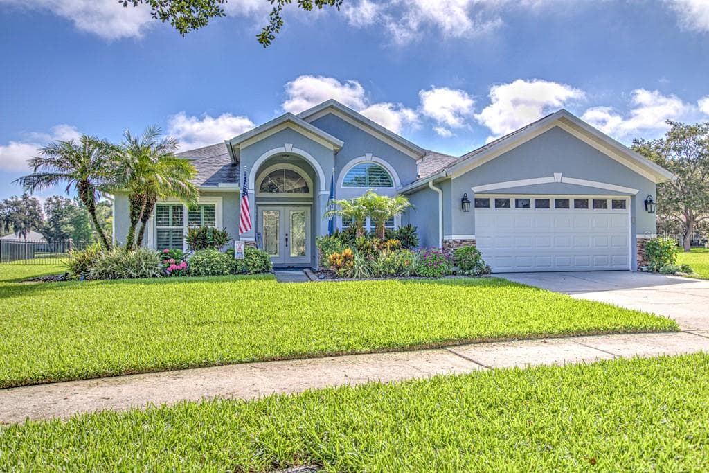 5830 HERONRISE CRESCENT DRIVE LITHIA, FL 33547