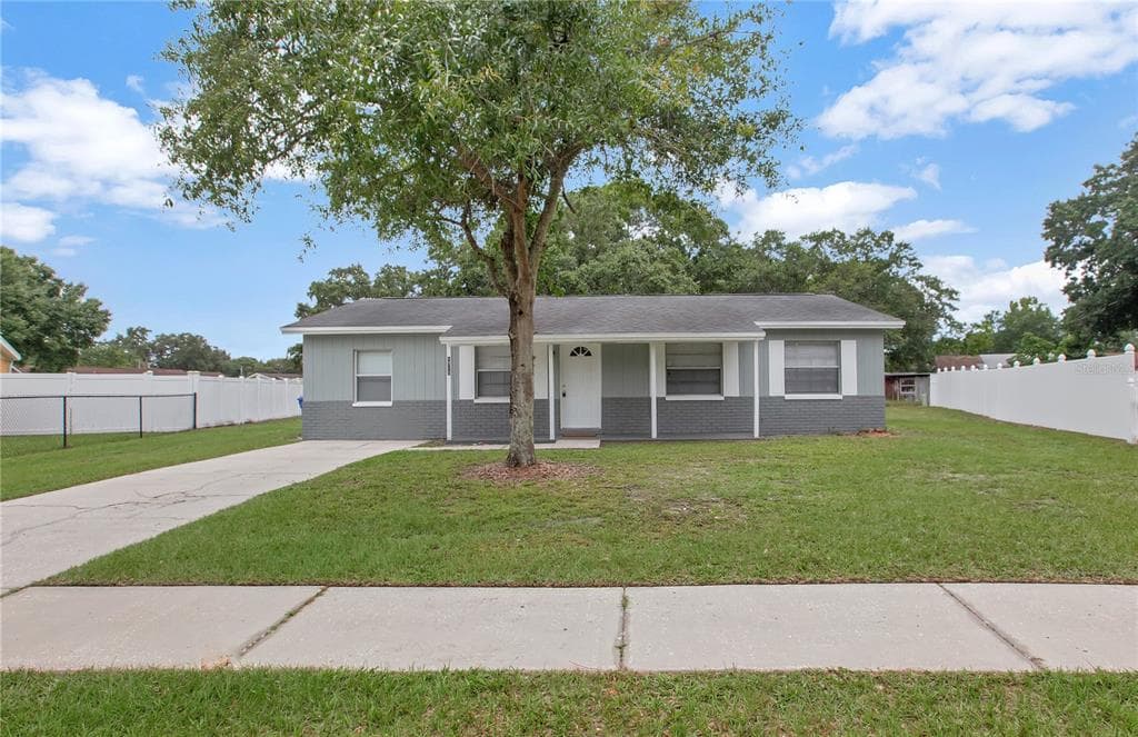 1713 JULIAN LANE DRIVE TAMPA, FL 33619