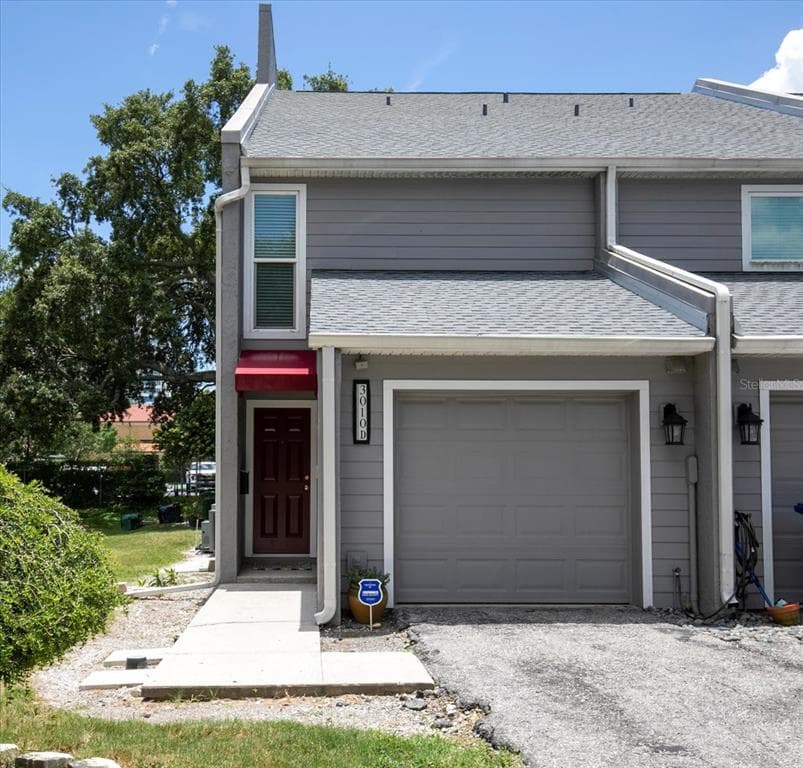 3010 W GROVEWOOD COURT UNIT D TAMPA, FL 33629