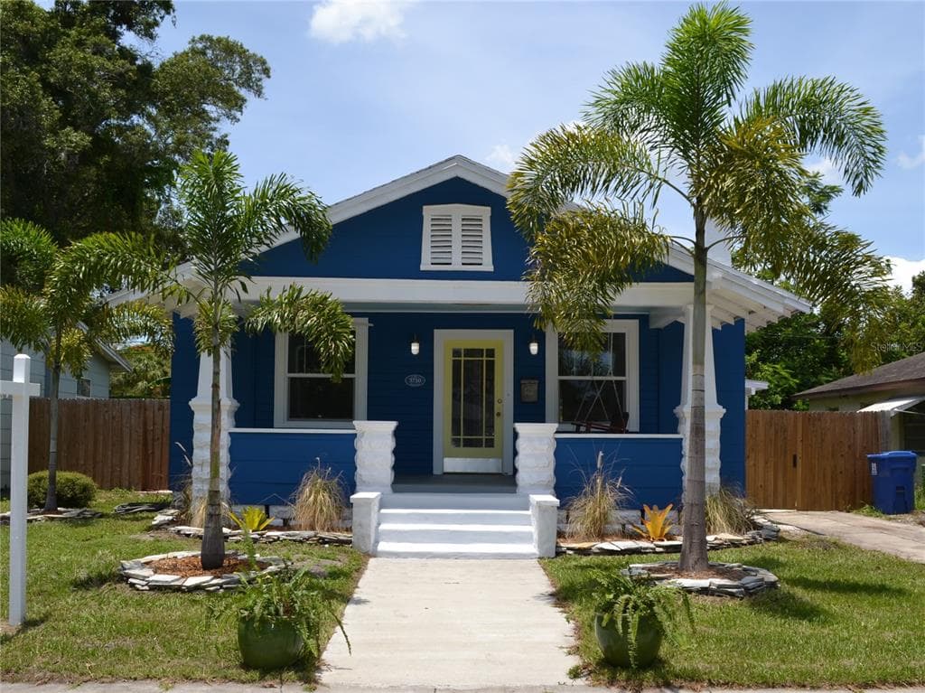3710 QUEEN STREET N ST PETERSBURG, FL 33713