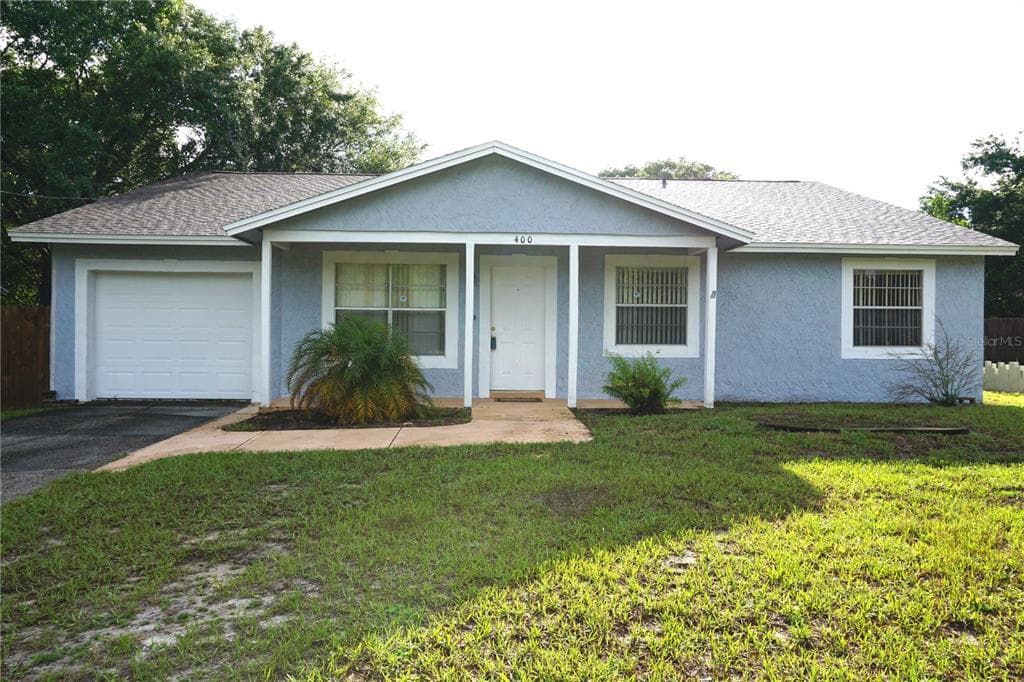 400 1ST STREET GENEVA, FL 32732