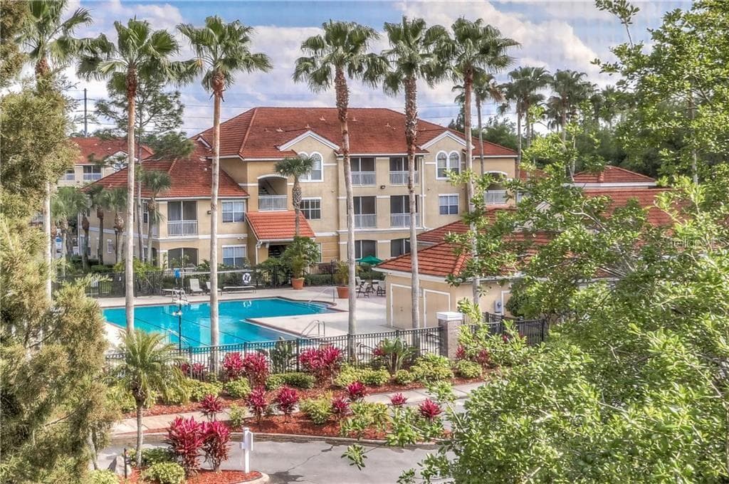 18001 RICHMOND PLACE DRIVE UNIT 1236 TAMPA, FL 33647