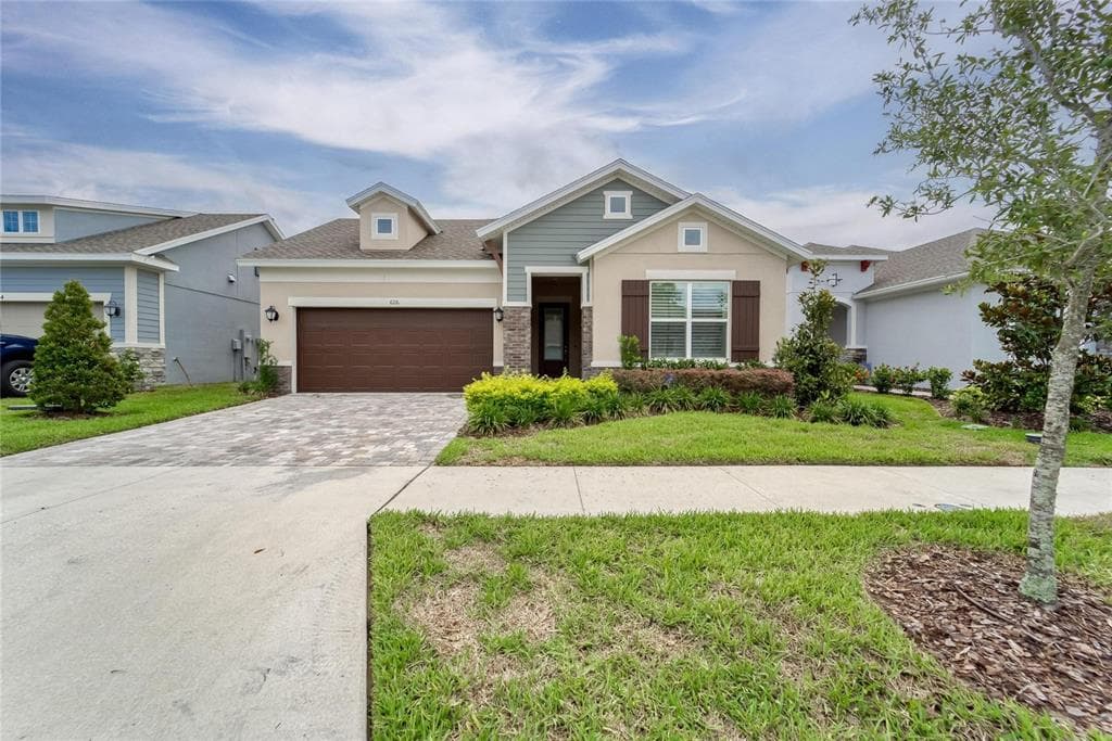 6116 THRUSHWOOD RD LITHIA, FL 33547