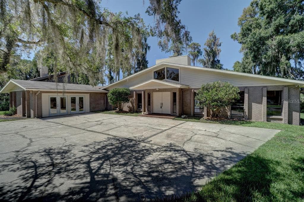 18210 CYPRESS COVE LANE LUTZ, FL 33549