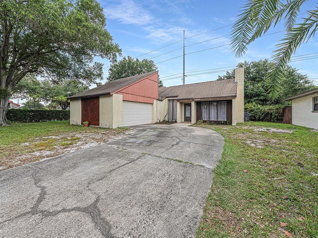 3009 PALMERAS COURT TAMPA, FL 33614