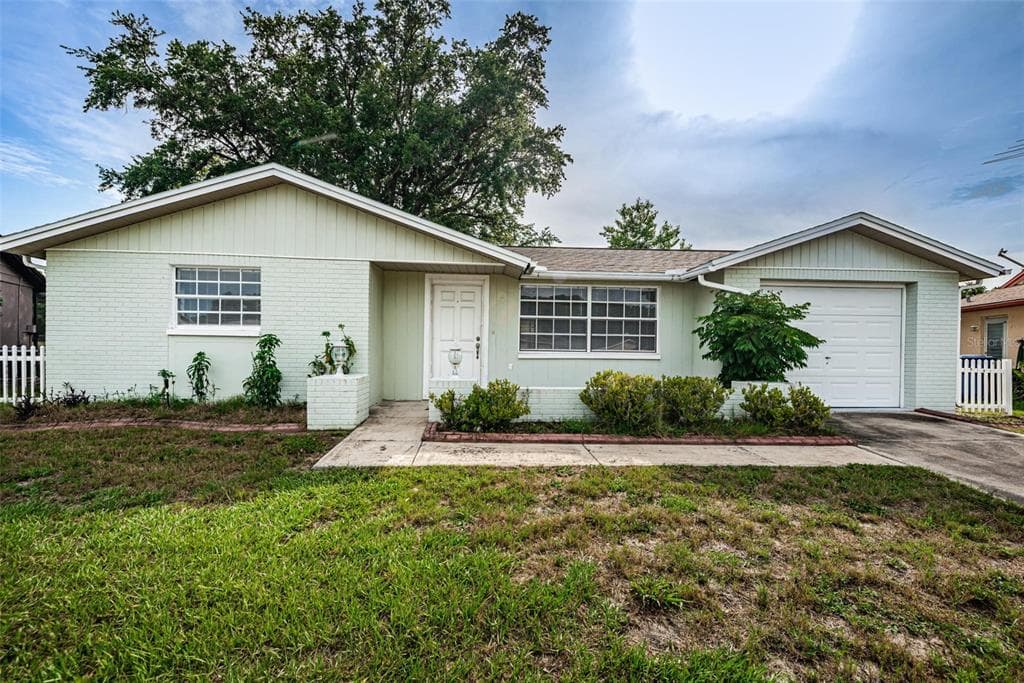 4233 CANANDAIGUA COURT NEW PORT RICHEY, FL 34653