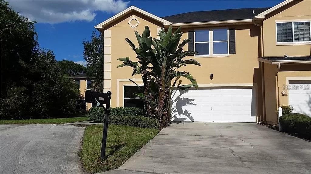 16317 NEWBURY PALMS CT