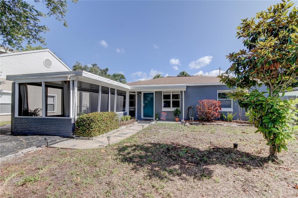 4411 W WALLCRAFT AVENUE TAMPA, FL 33611