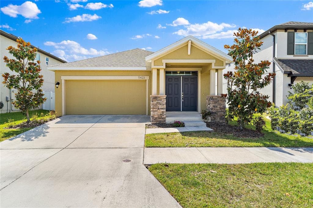 5423 LITTLE STREAM LANE WESLEY CHAPEL, FL 33545