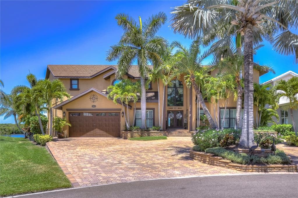 961 ALLEGRO LANE APOLLO BEACH, FL 33572