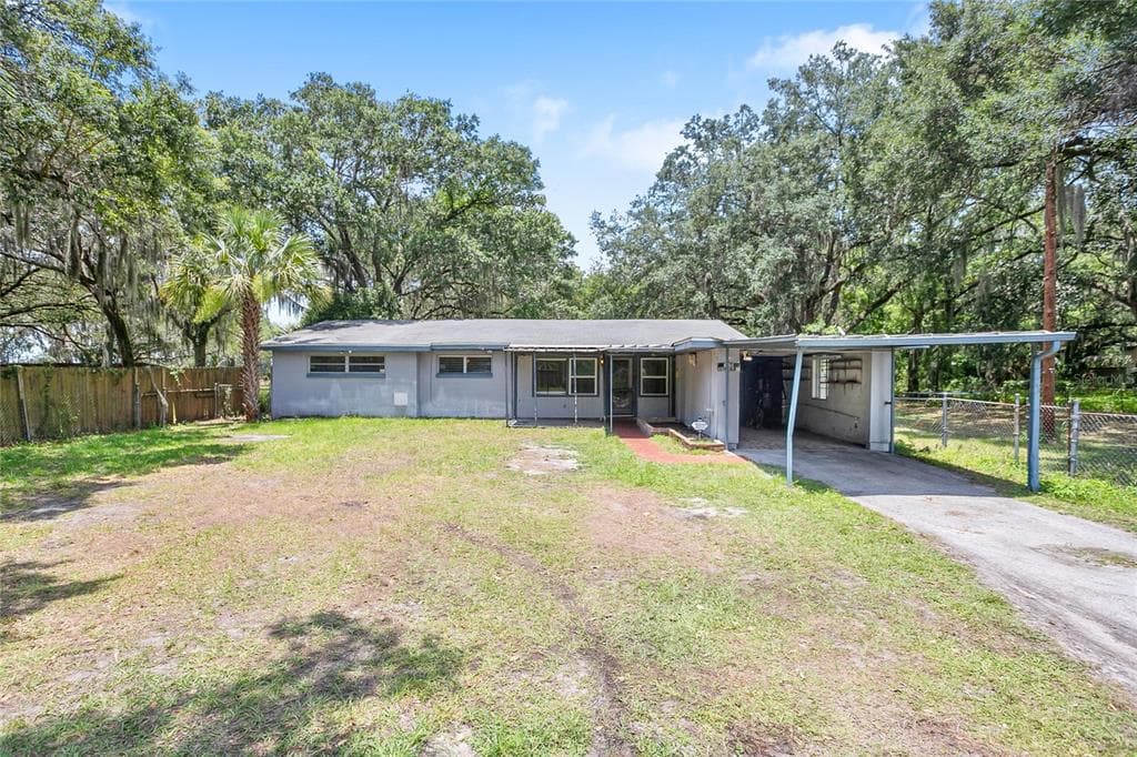 1015 BROWNING ROAD LAKELAND, FL 33811