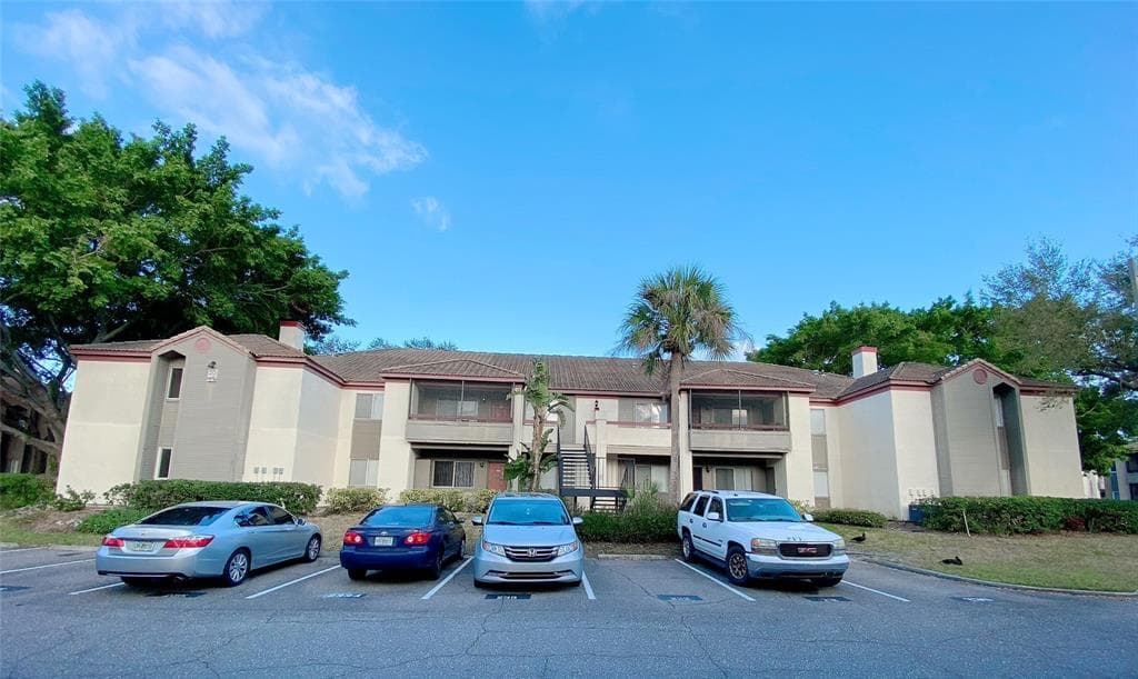 10263 GANDY BOULEVARD N UNIT 2001 ST PETERSBURG, FL 33702
