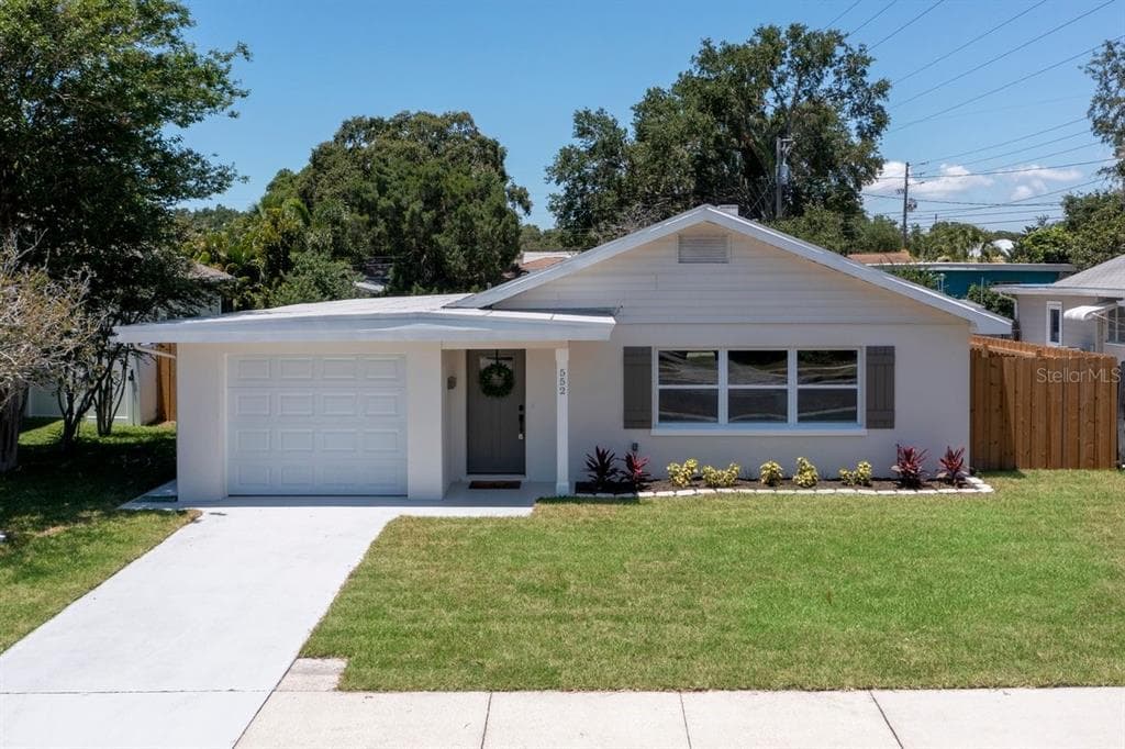 552 RICHMOND STREET DUNEDIN, FL 34698