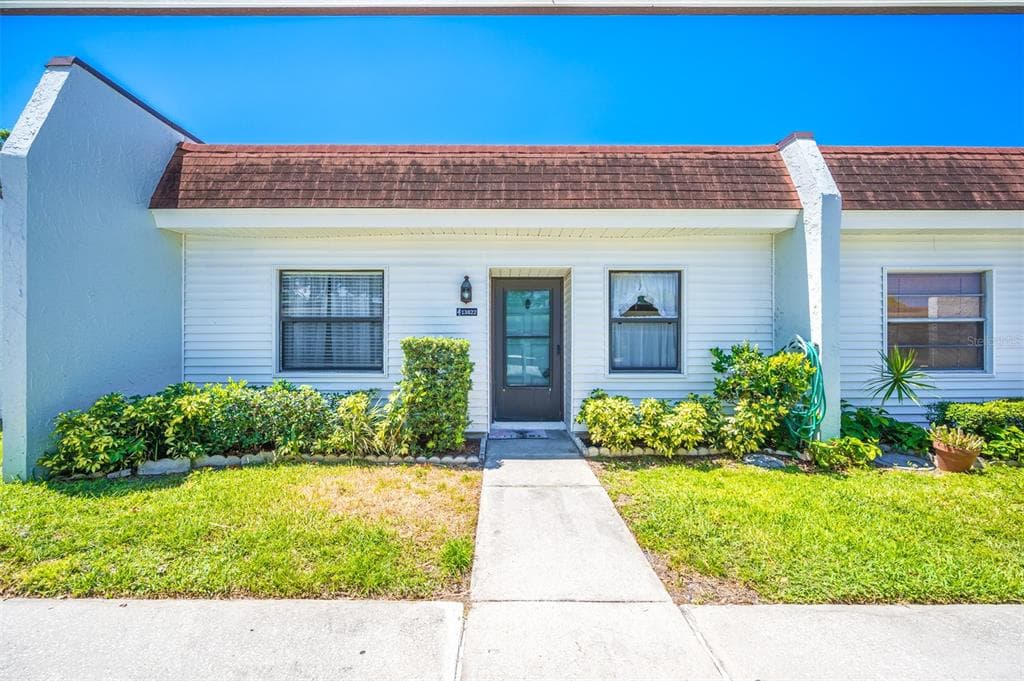 13822 MISSION OAKS BOULEVARD UNIT A SEMINOLE, FL 33776