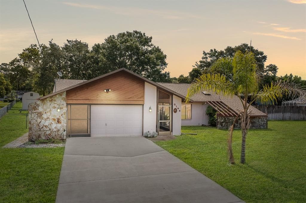 5194 HARBINGER ROAD SPRING HILL, FL 34608