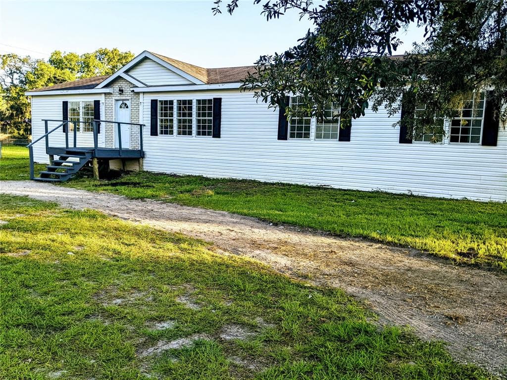 12319 PHYLLIS LANE