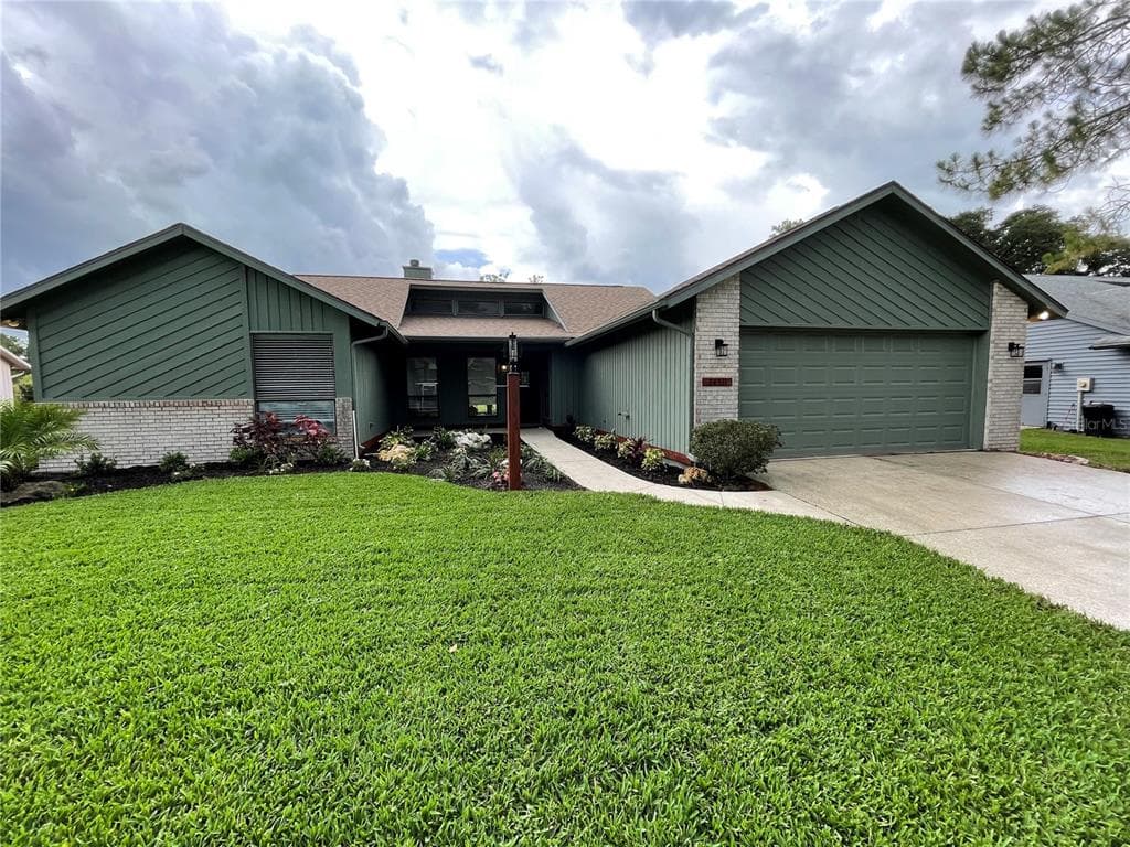 34511 CEDARFIELD DRIVE RIDGE MANOR, FL 33523