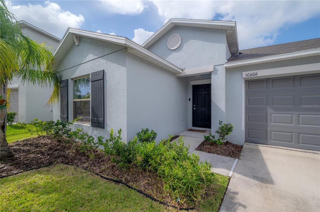 10606 STRAWBERRY TETRA DRIVE