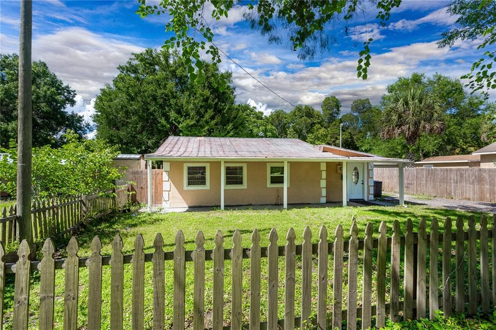 5683 MYAKKA AVENUE INTERCESSION CITY, FL 33848