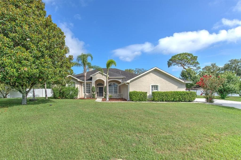 10003 COUNTRY CARRIAGE CIRCLE RIVERVIEW, FL 33569