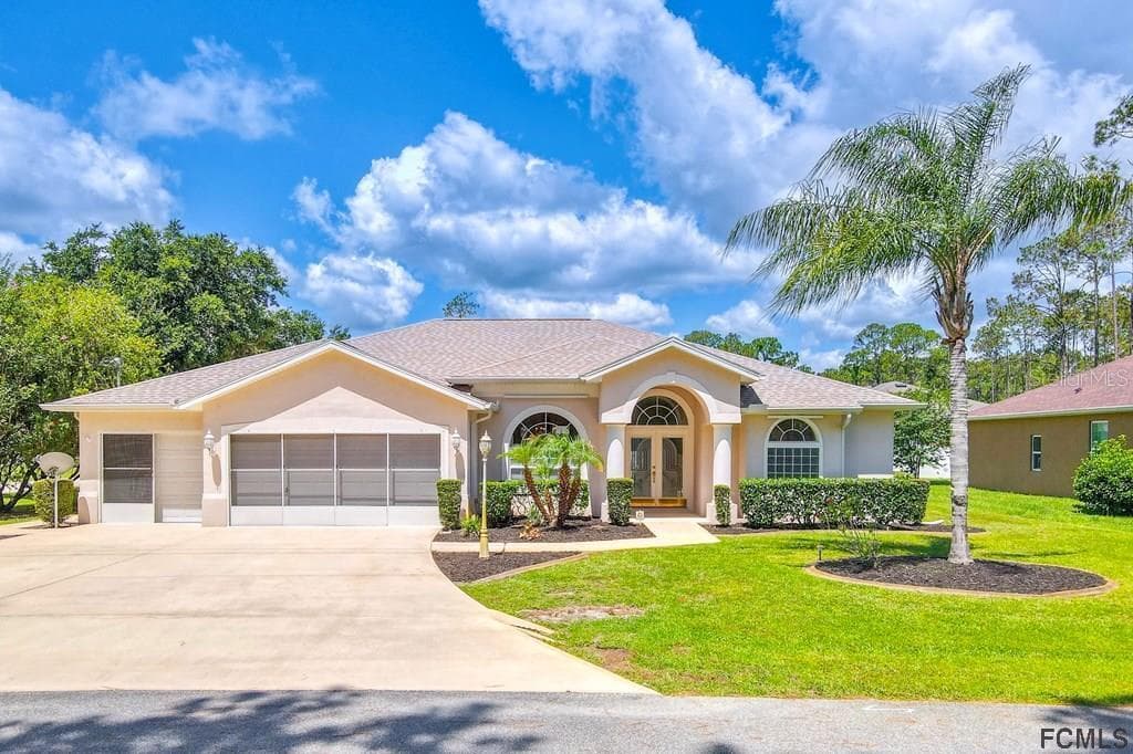 1 LAKE CHARLES PLACE PALM COAST, FL 32137