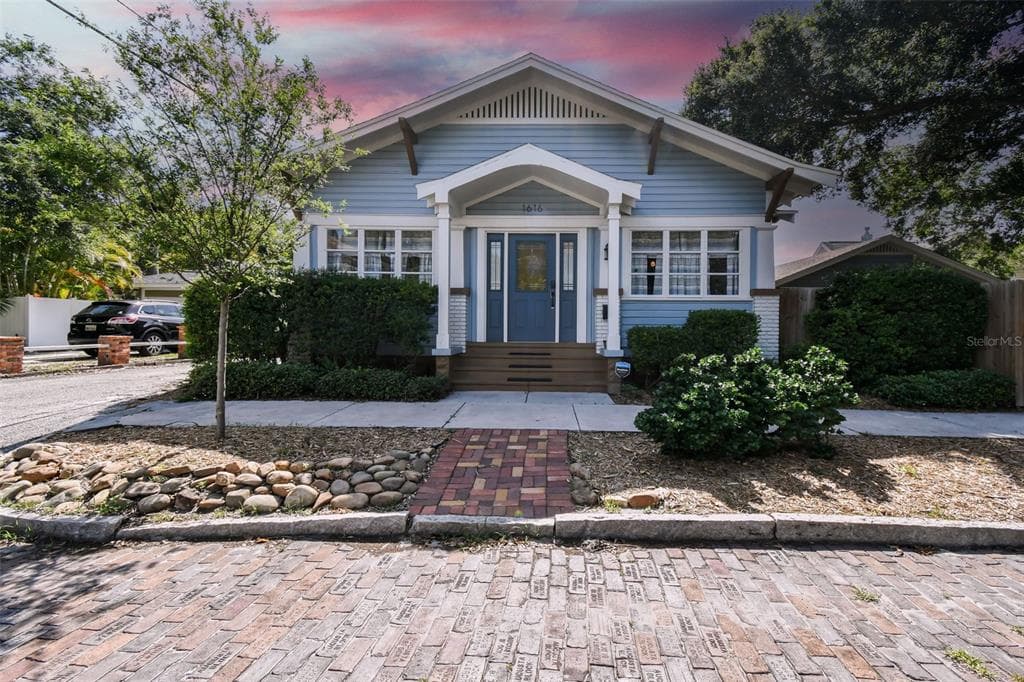 1616 11TH STREET N ST PETERSBURG, FL 33704