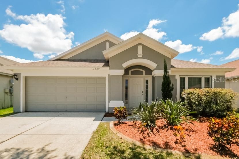 10329 HUNTERS HAVEN BOULEVARD RIVERVIEW, FL 33578