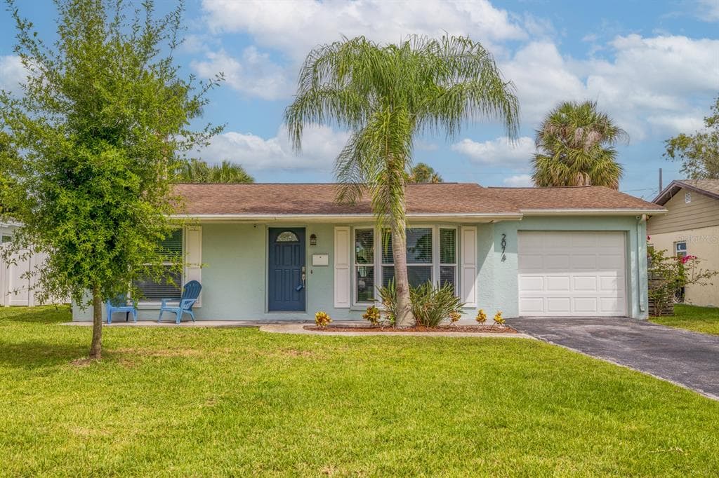 2074 BAYOU GRANDE BOULEVARD NE ST PETERSBURG, FL 33703