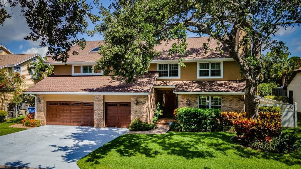 837 MARCO DRIVE NE ST PETERSBURG, FL 33702
