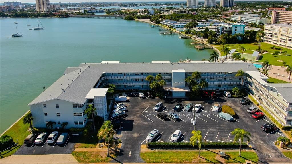 1898 SHORE DRIVE S UNIT 105 SOUTH PASADENA, FL 33707