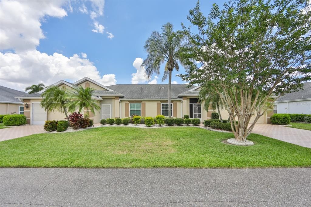 512 PRINCETON GREENS COURT UNIT 6 SUN CITY CENTER, FL 33573