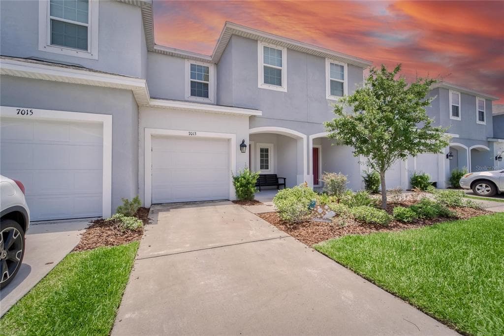 7013 SUMMER HOLLY PLACE RIVERVIEW, FL 33578